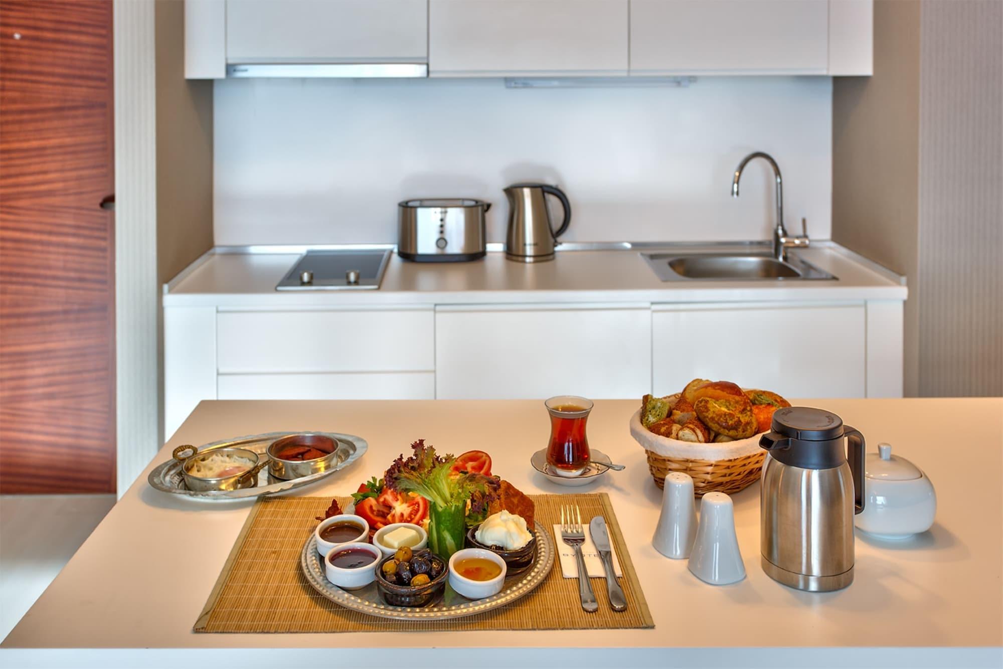 Flora Suites Atasehir Istanbul Exterior photo