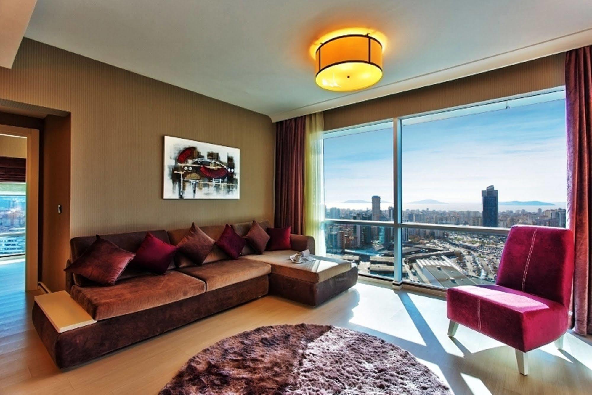 Flora Suites Atasehir Istanbul Exterior photo