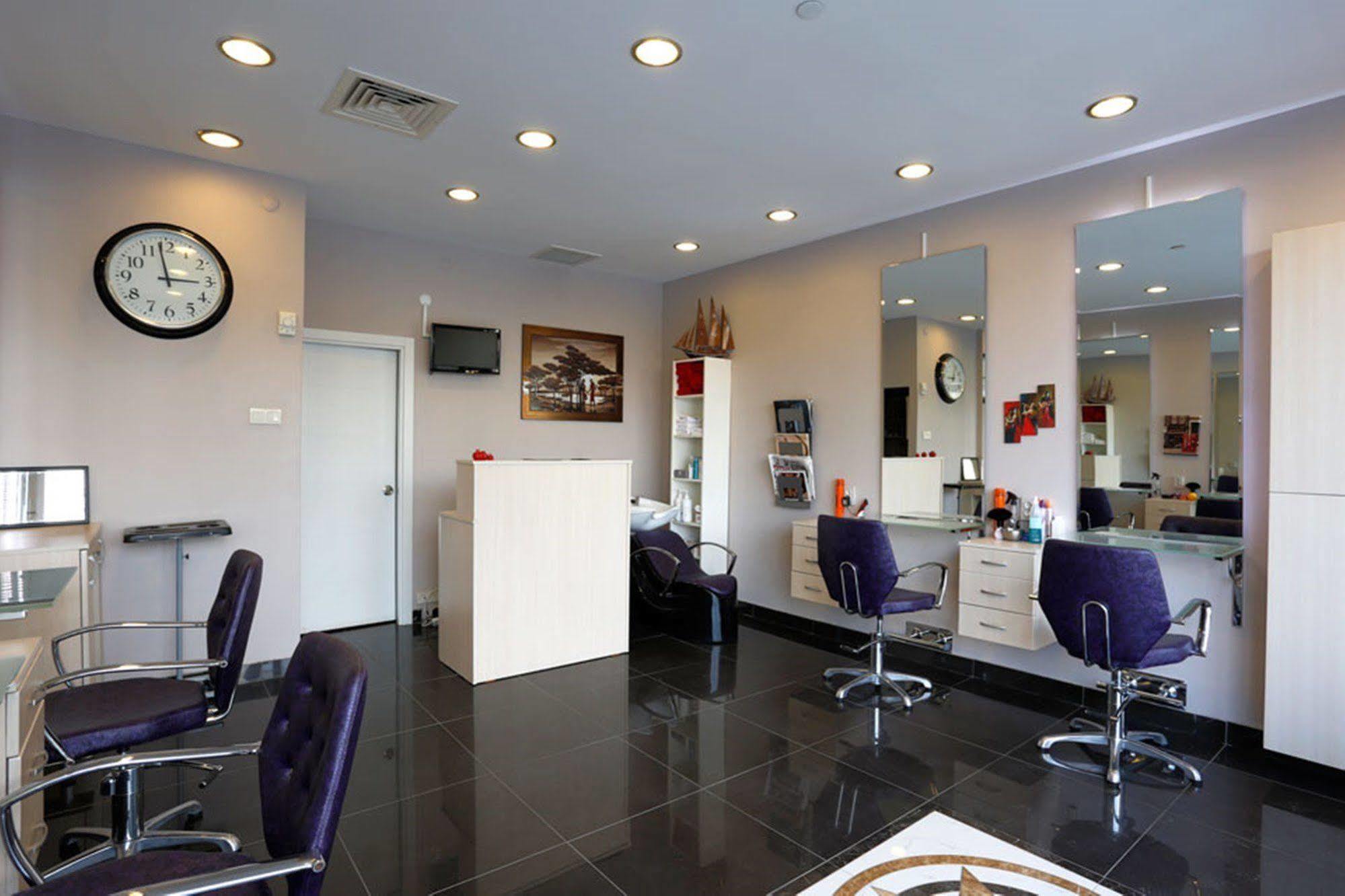 Flora Suites Atasehir Istanbul Exterior photo
